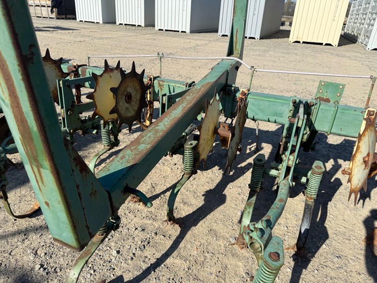 john-deere-31-image-13