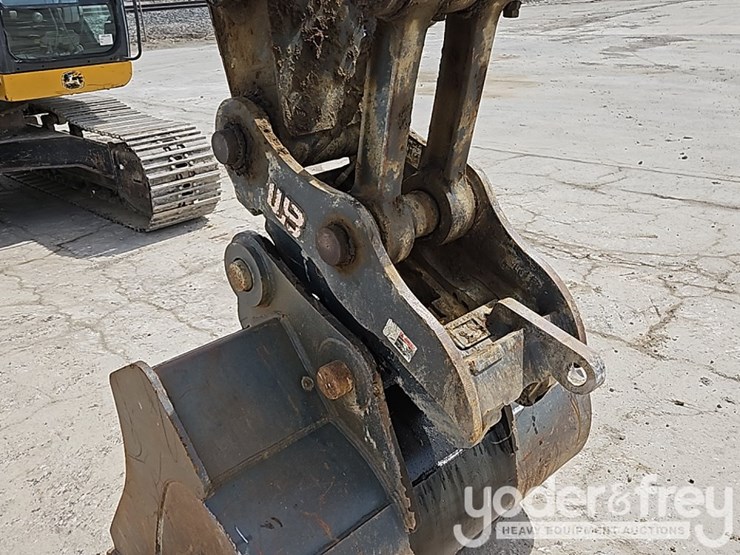 deere-160g-lc-image-6