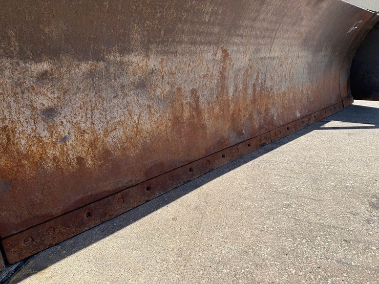 1990-versatile-946-image-25