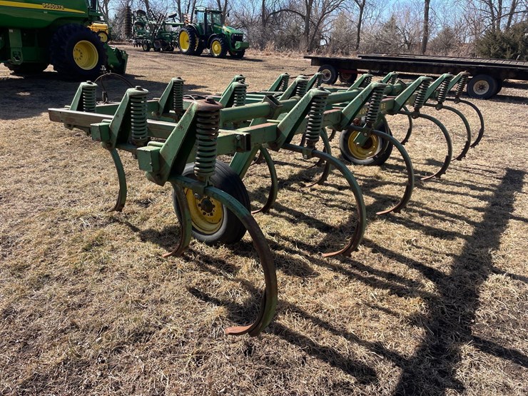 john-deere-1610-image-4