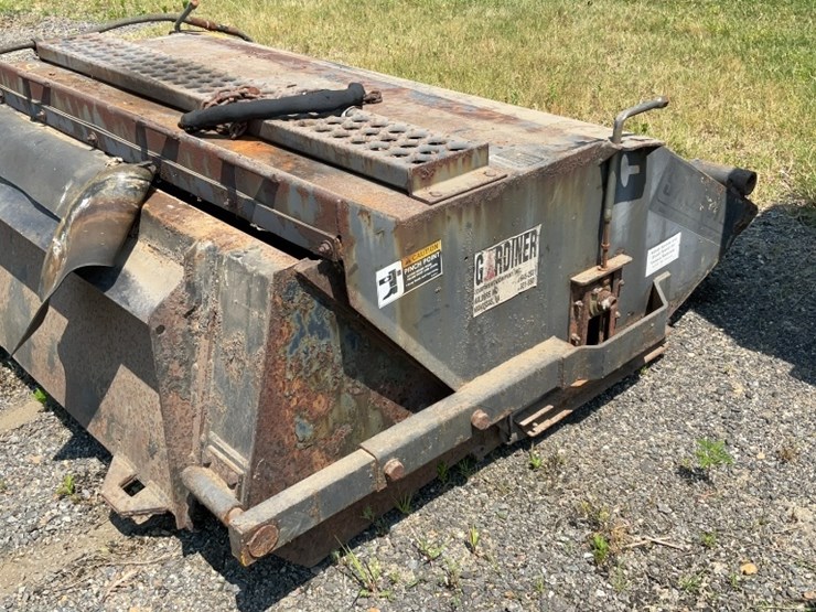 sweepster-skid-steer-sweeper-box-image-2