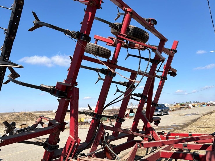 case-ih-4800-image-16