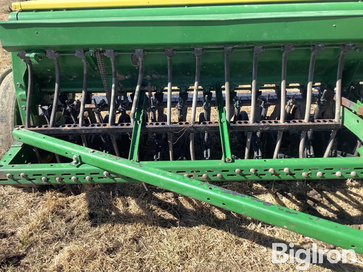 john-deere-8300-image-12