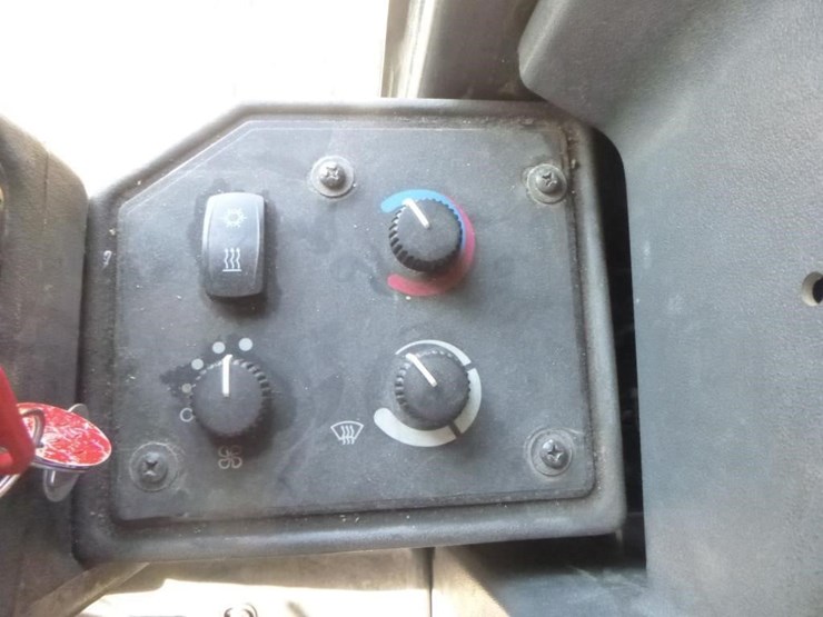 2008-deere-772d-image-40