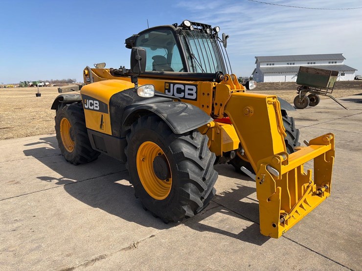 2012-jcb-535-95-image-2