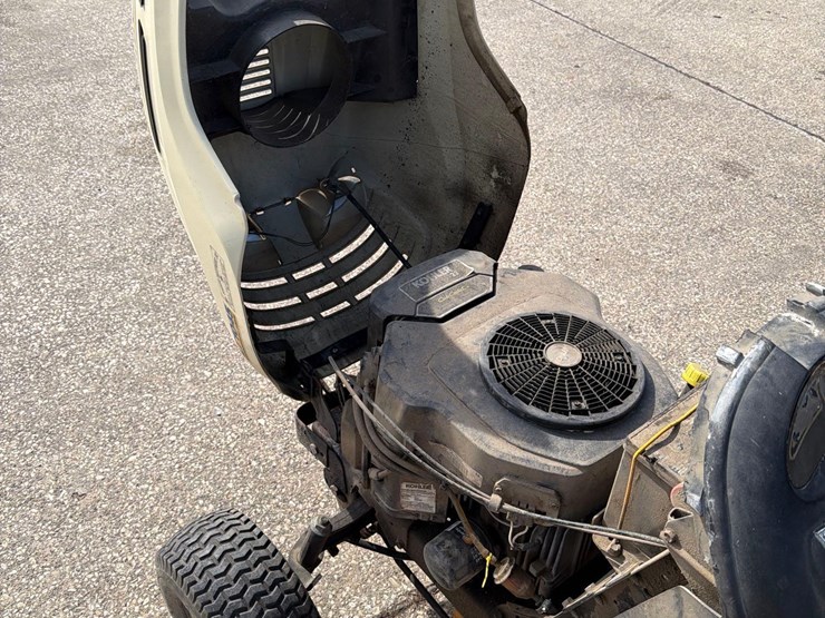 cub-cadet-lt1045-image-13