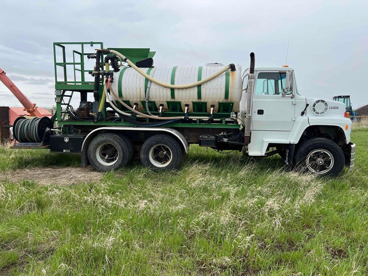 1995-ford-l8000-image-4