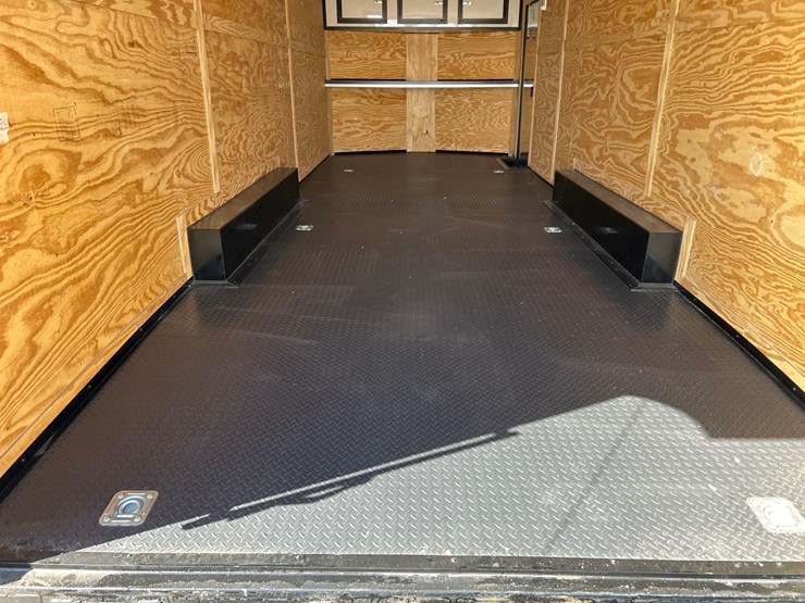 like-new--2025-steel-pines-cargo-llc-8-1/2ft-x-24ft-bumper-hitch-enclosed-trailer--1-owner-image-39