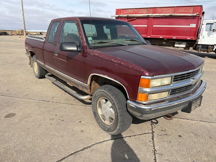 1997-chevrolet-k1500-image-3