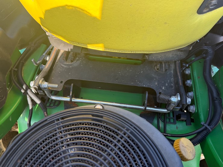 #13-•-john-deere-2950r-zero-turn-mower-1tc950rglht051154-inv#-43262-image-26