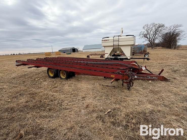 farmhand-8-bale-image-4