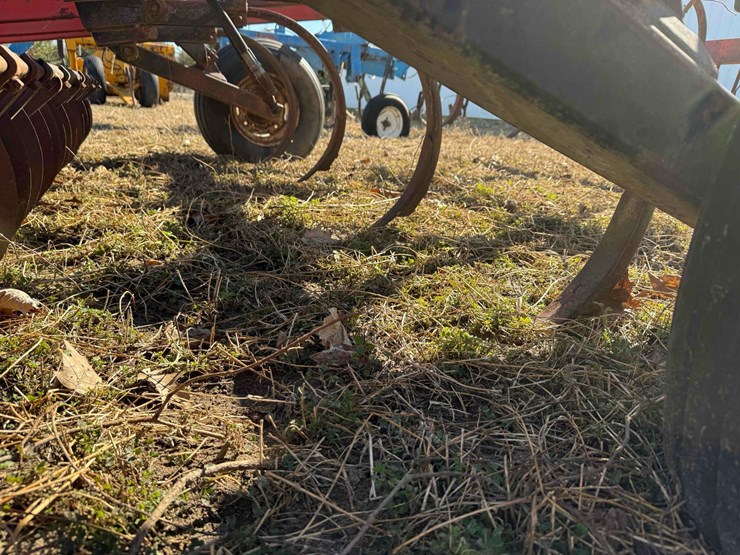 case-soil-controller-9-shank-image-16