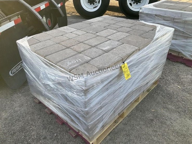pallet-of-stone-pavers-image-1