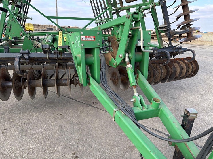 john-deere-726-image-17