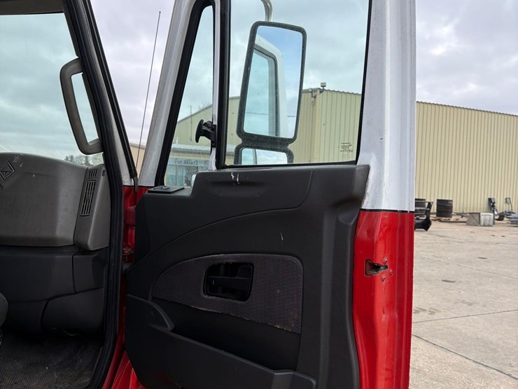 2014-international-4000-image-25