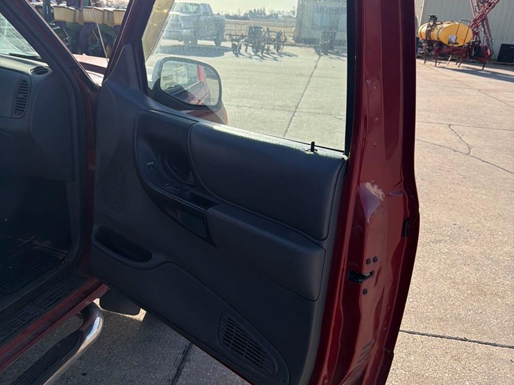 2001-ford-ranger-xlt-image-37