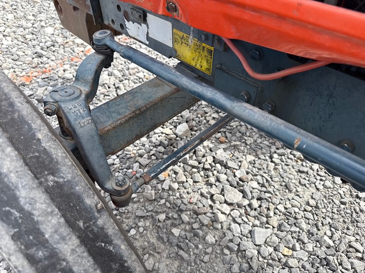 kubota-l2350-image-15