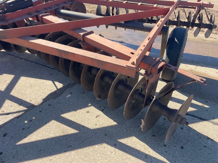 international-370-image-17