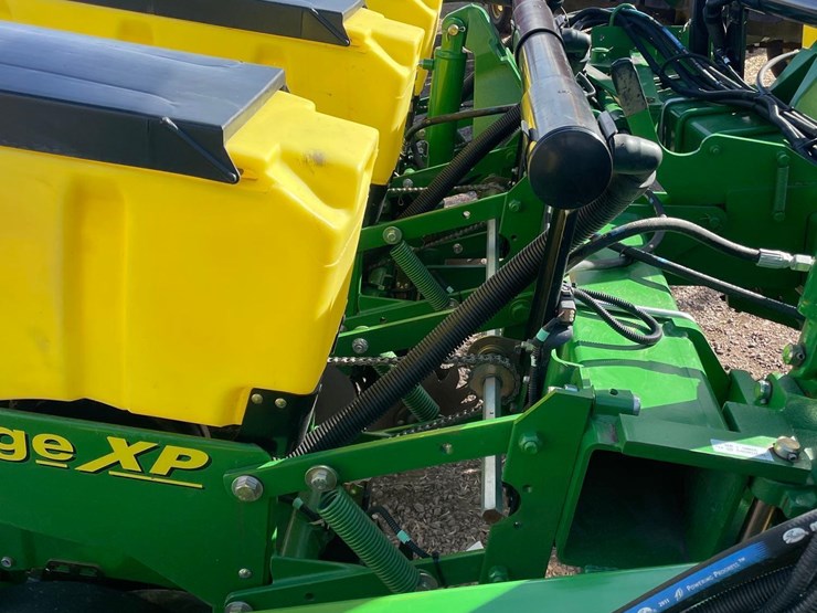 2012-john-deere-1760-image-53