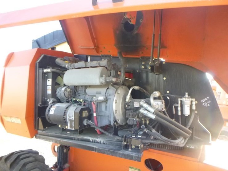 2013-jlg-600s-image-18