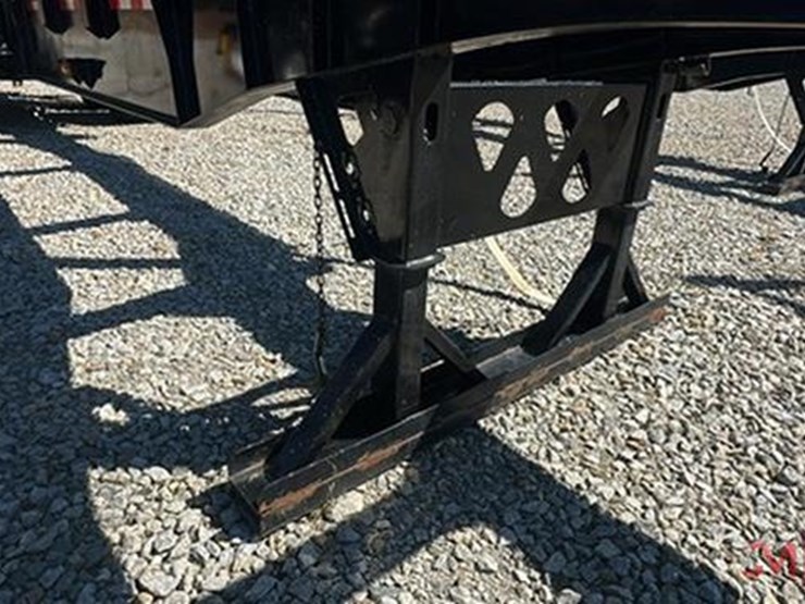 2023-manac-log-trailer-image-11