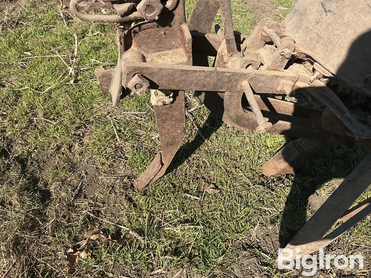 1-row-planter-image-12