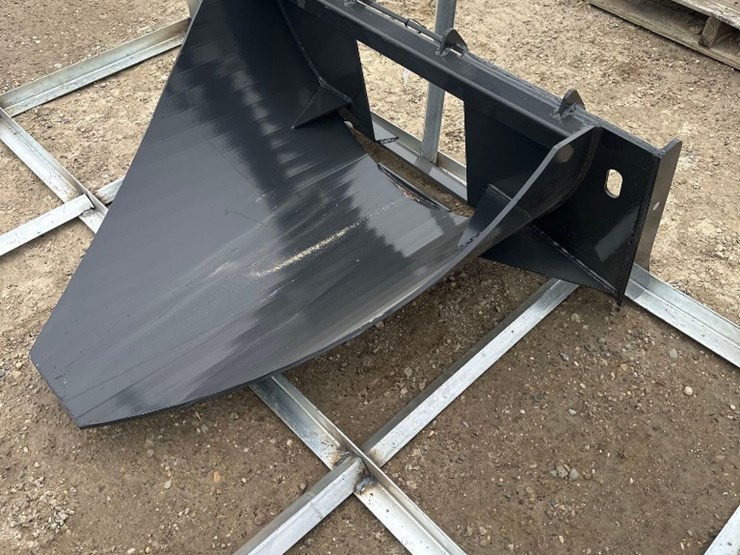 skid-steer-tree-digger-image-1