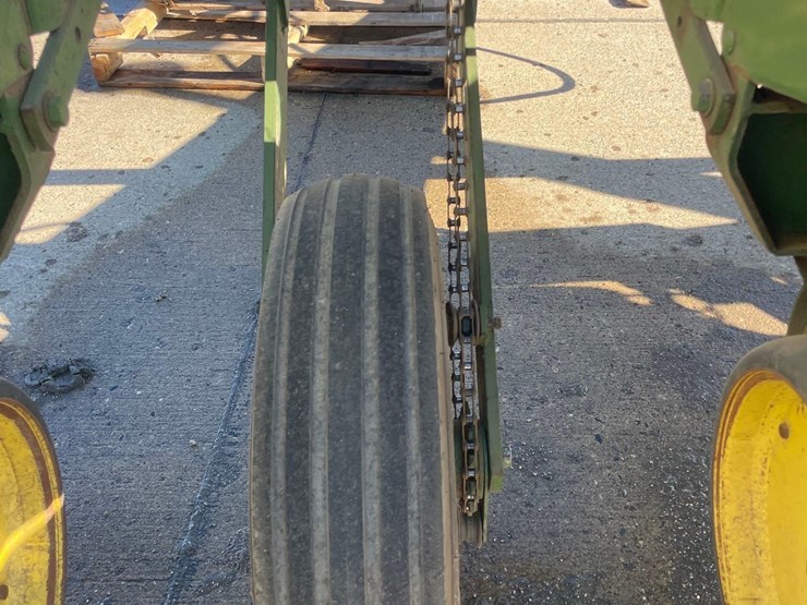 john-deere-7000-image-21