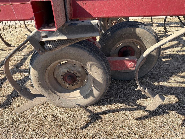 case-ih-4800-image-22
