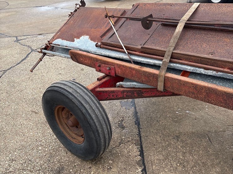 5-bolt-running-gear-with-hydraulic-hoist-image-15