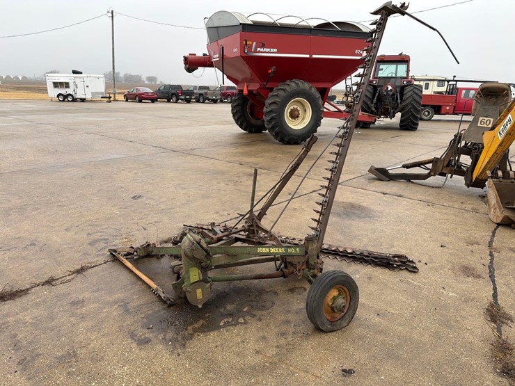 john-deere-5-image-2