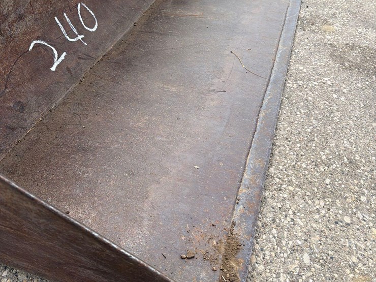 2011-new-holland-l218-image-20