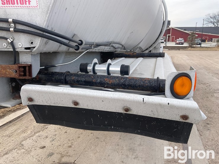 1996-polar-tanker-image-11