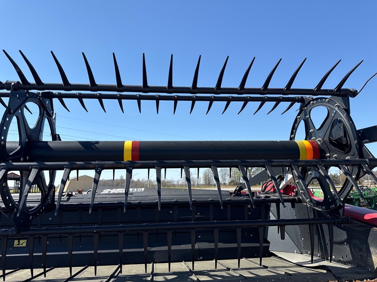 2013-case-ih-2152-image-14