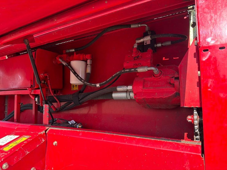 massey-ferguson-2856a-image-40