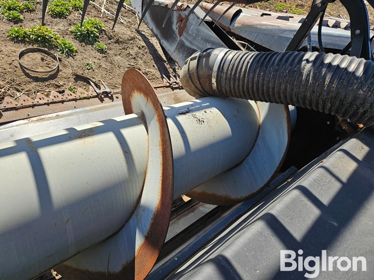 gleaner-r65-image-12