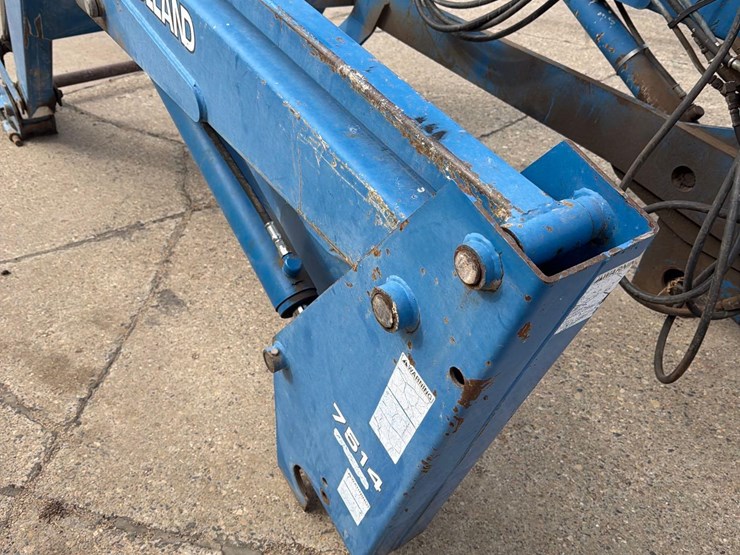 new-holland-7514-image-7