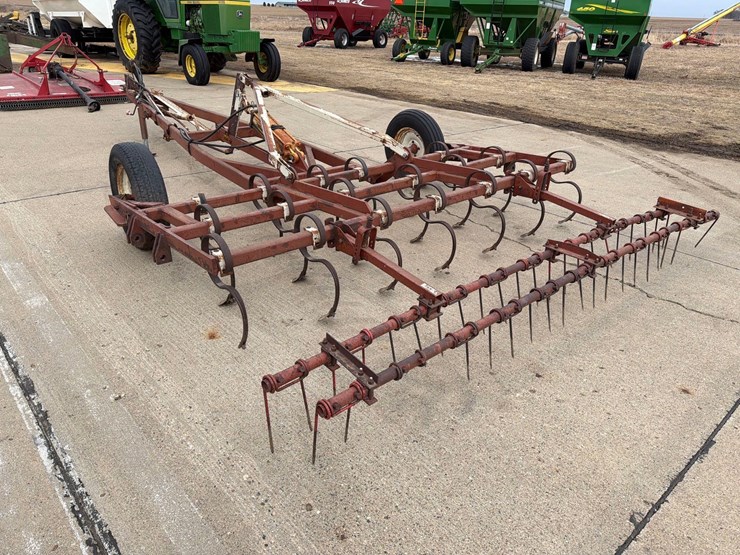 noble-9-1/2ft-field-cultivator-image-4