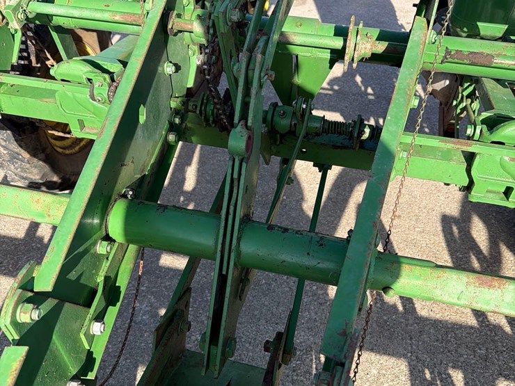 john-deere-1240-image-30