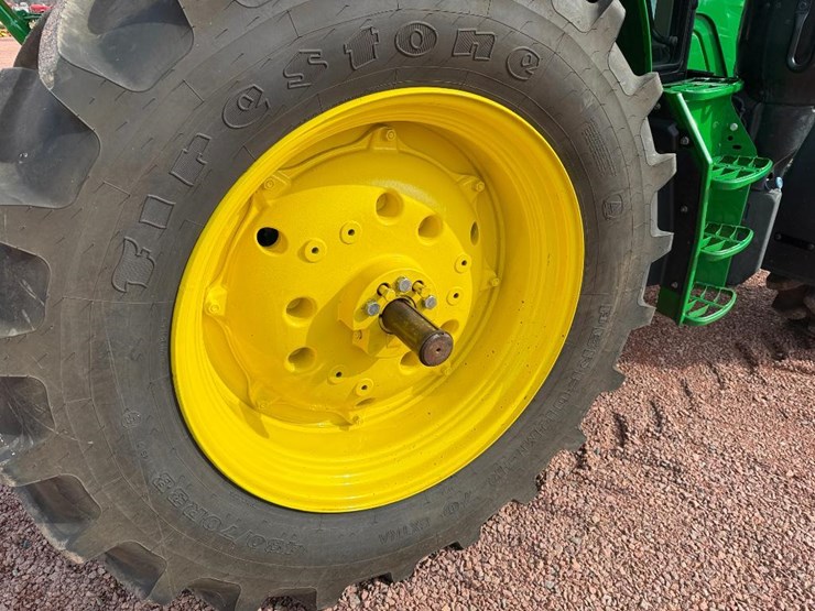 john-deere-6140m-image-9