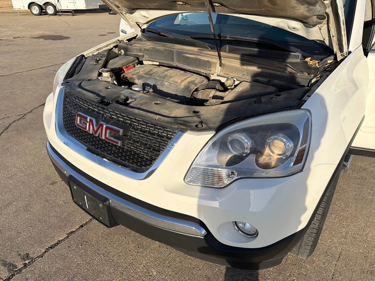 2010-gmc-acadia-slt-image-54