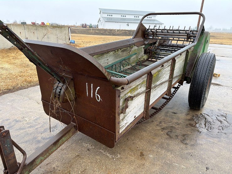 john-deere-10ft-manure-spreader-image-19