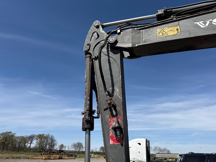 volvo-ecr88-image-19