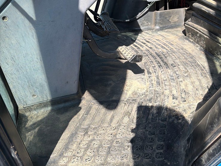 1998-new-holland-8970-image-33