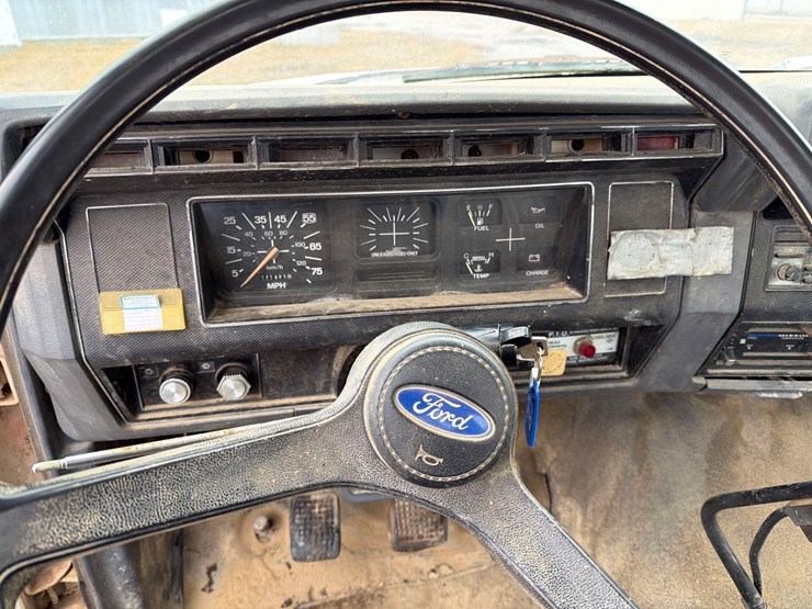 1990-ford-f700-image-49