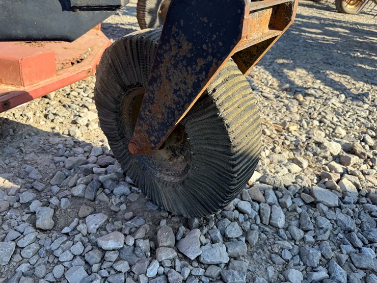 bush-hog-4214-image-4