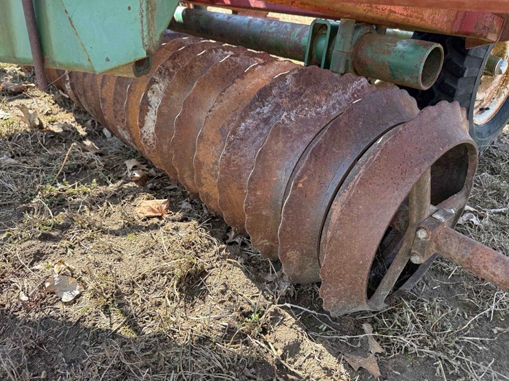 brillion-x-fold-28’-packer-image-16