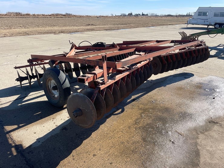 international-370-image-4