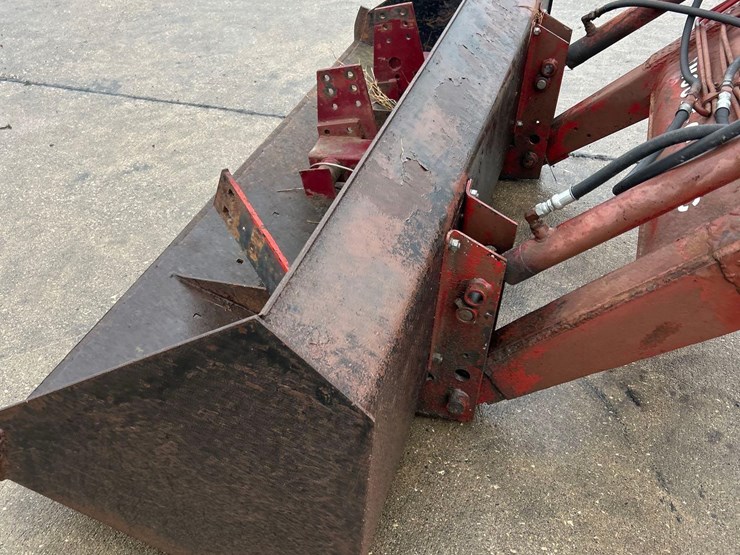 international-2250-image-10