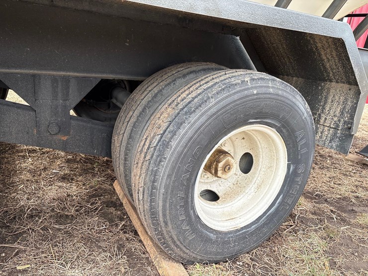 triple-r-500bu-gooseneck-hopper-trailer-image-13